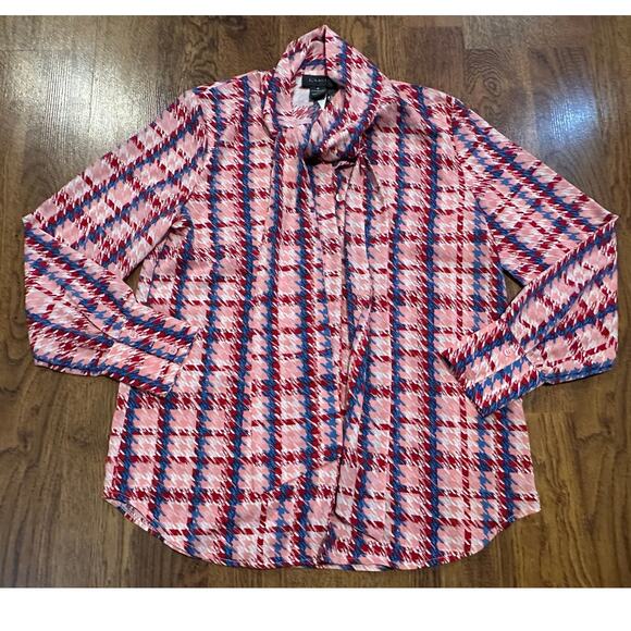 Gracia Women's Bold Aztec Print Tie Neck Blouse Size Medium NWT Button Up - Picture 1 of 9